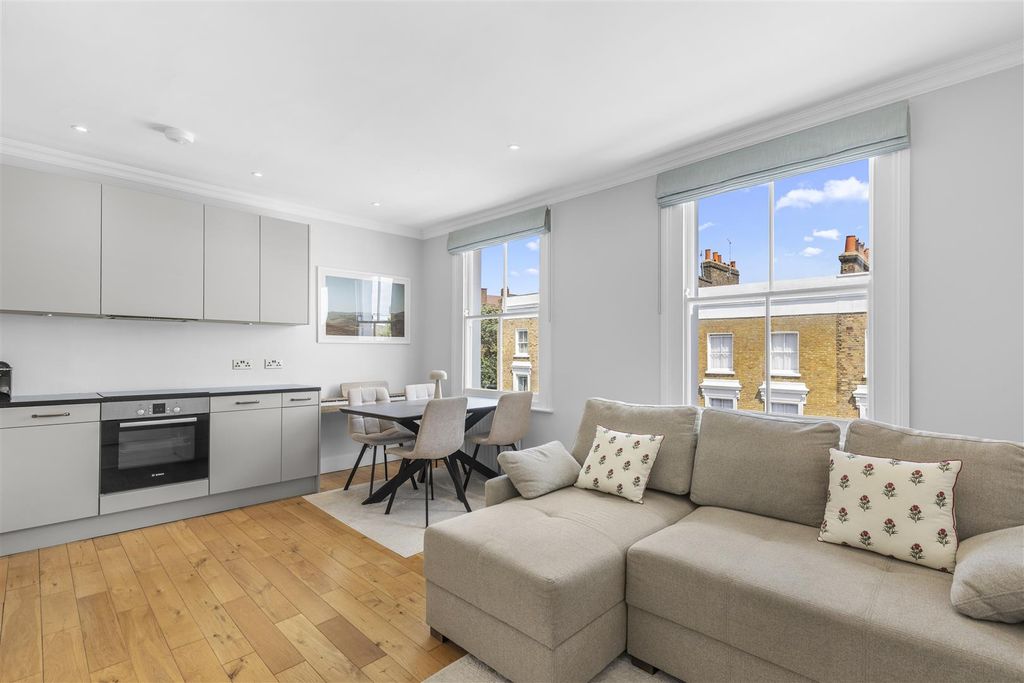 Property photo 2 of 10 Fs264991.Jpg