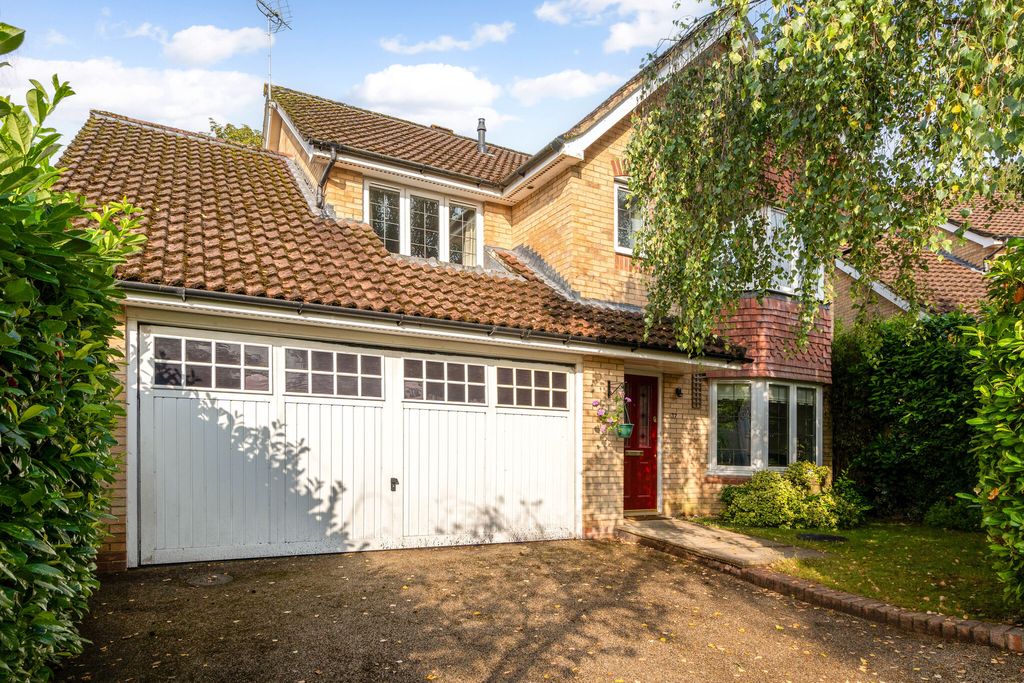 Property photo 1 of 11