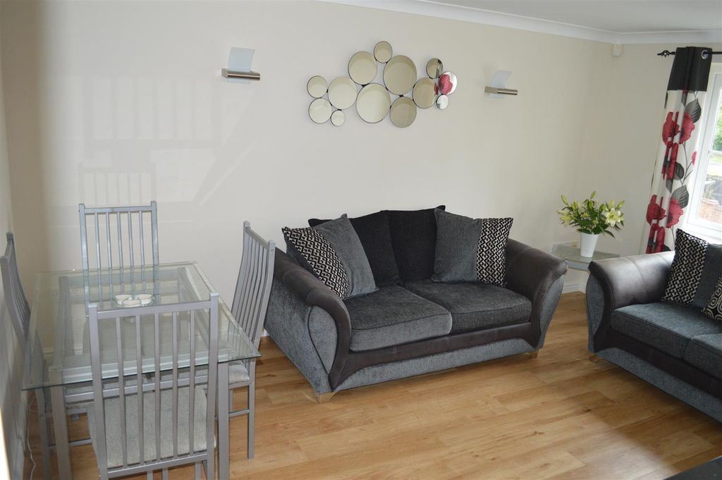 Property photo 3 of 10 .Livingdining.Jpg