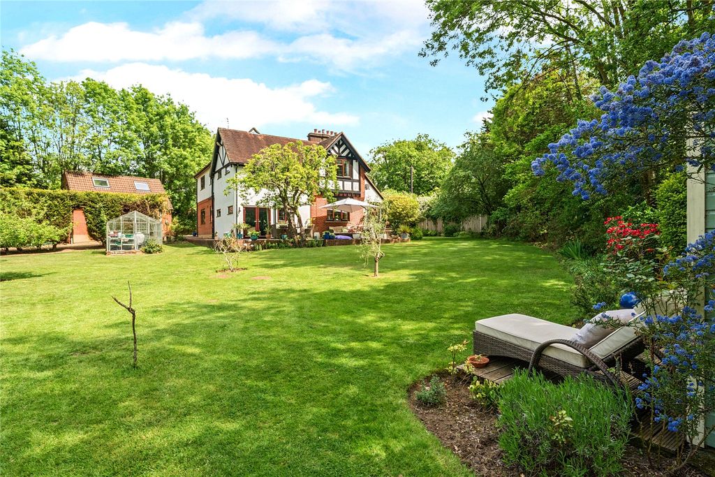 Property photo 1 of 29 Picture No. 25