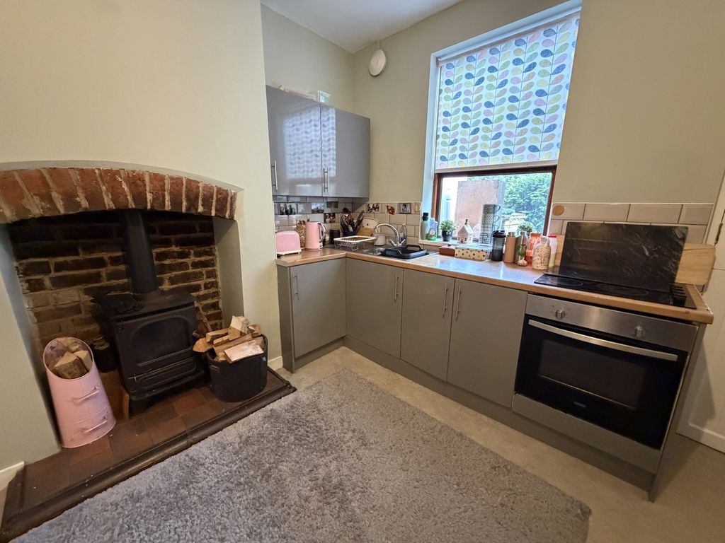 Property photo 2 of 15 Img_4052