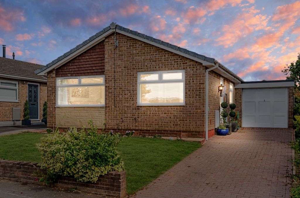 Property photo 1 of 19 Dusk View