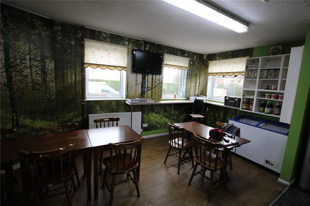Property photo 3 of 12 Picture No. 03