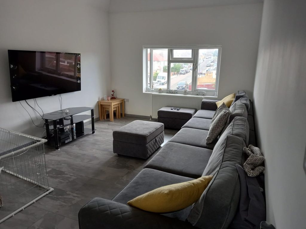 Property photo 1 of 4