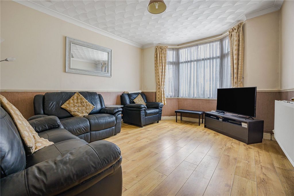 Property photo 2 of 25 Picture No. 18