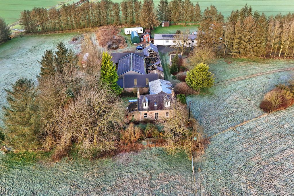 Property photo 1 of 24