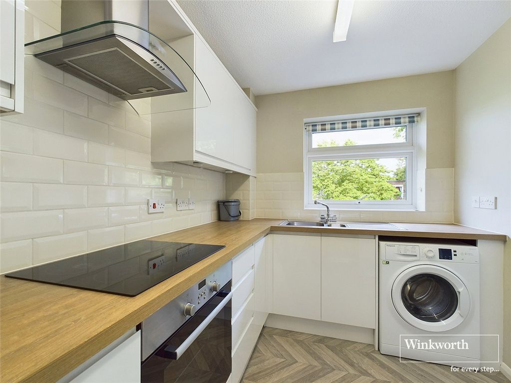 Property photo 3 of 9 Picture No. 16