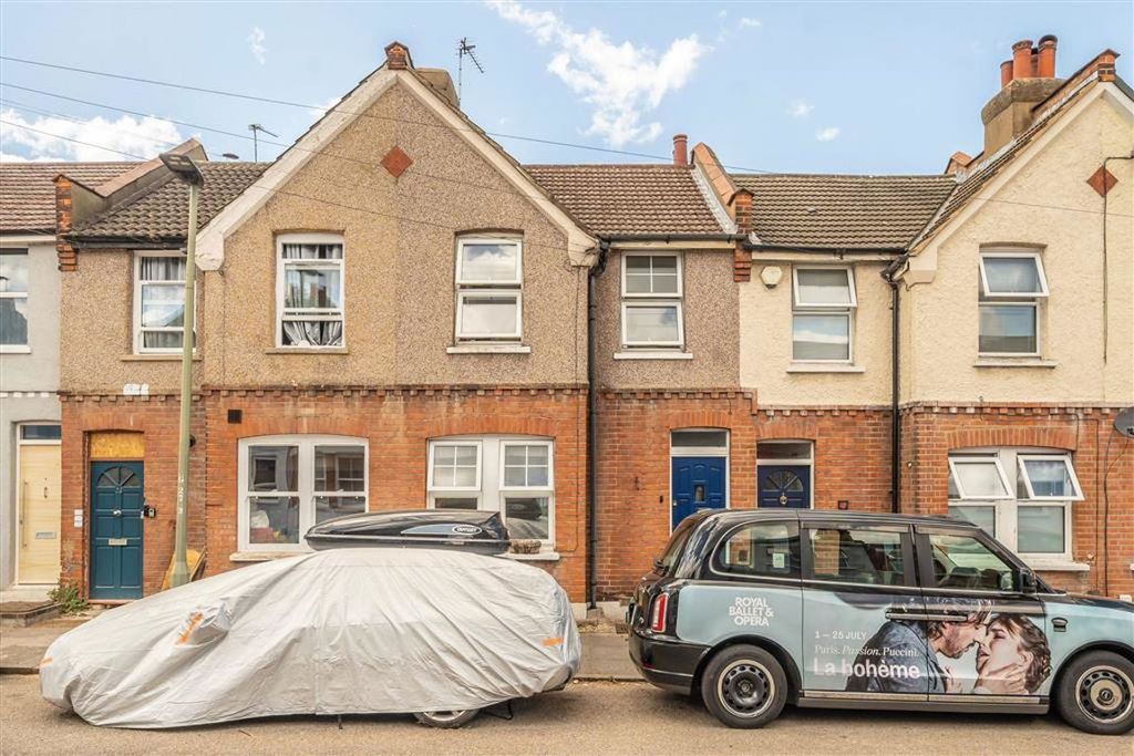 Property photo 1 of 7