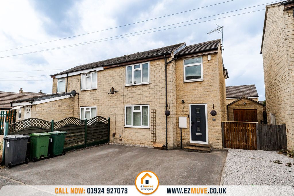 Property photo 1 of 31