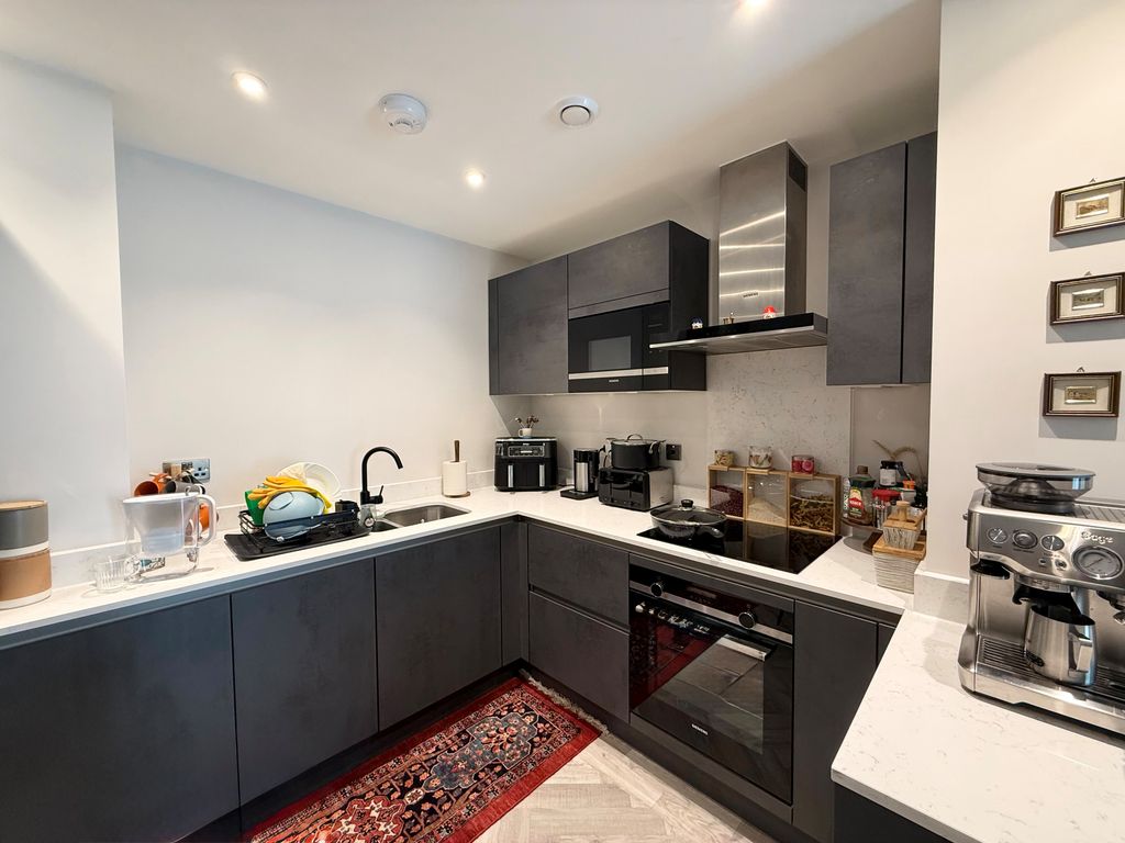 Property photo 2 of 6 Image