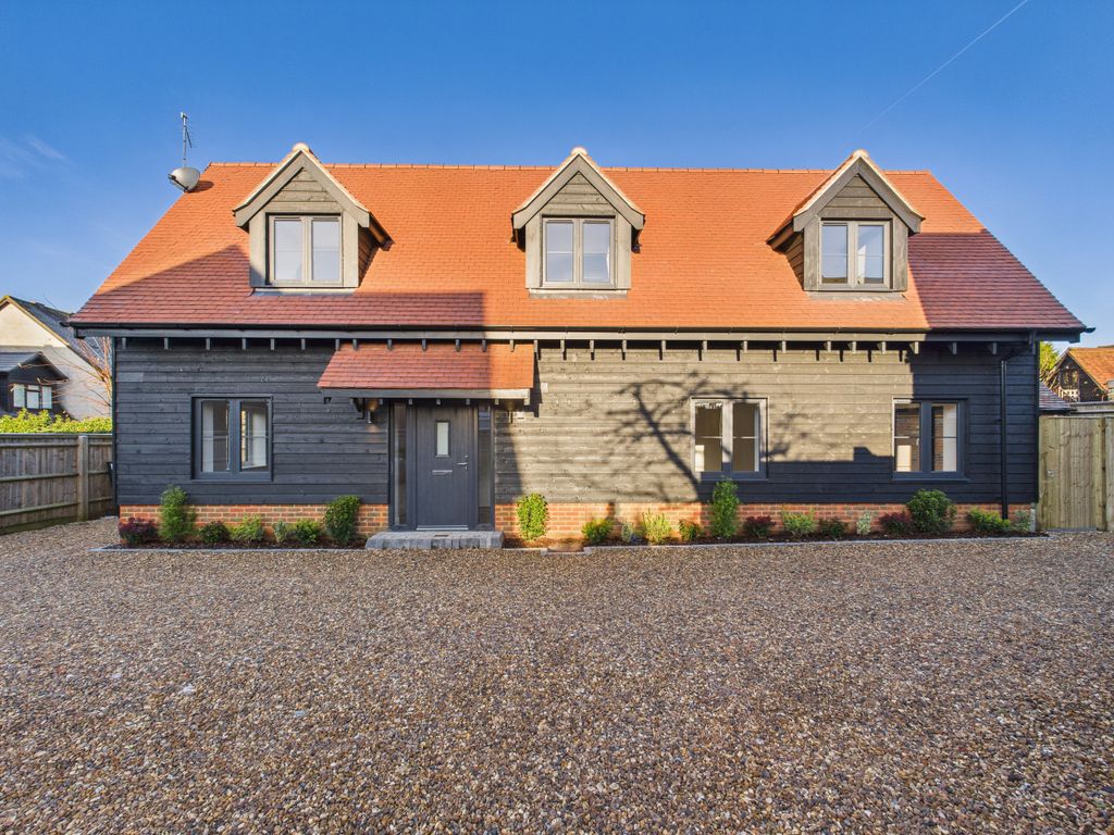 Property photo 1 of 14 Cam01354G0-Pr0620-Still017