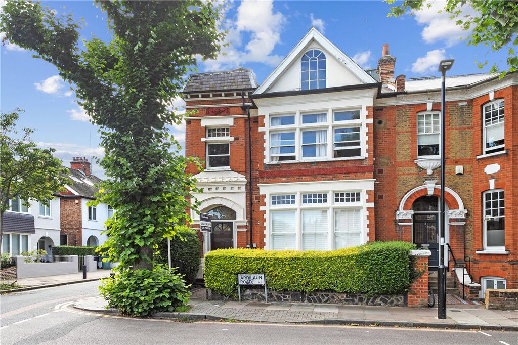 Property photo 2 of 13 Picture No. 16