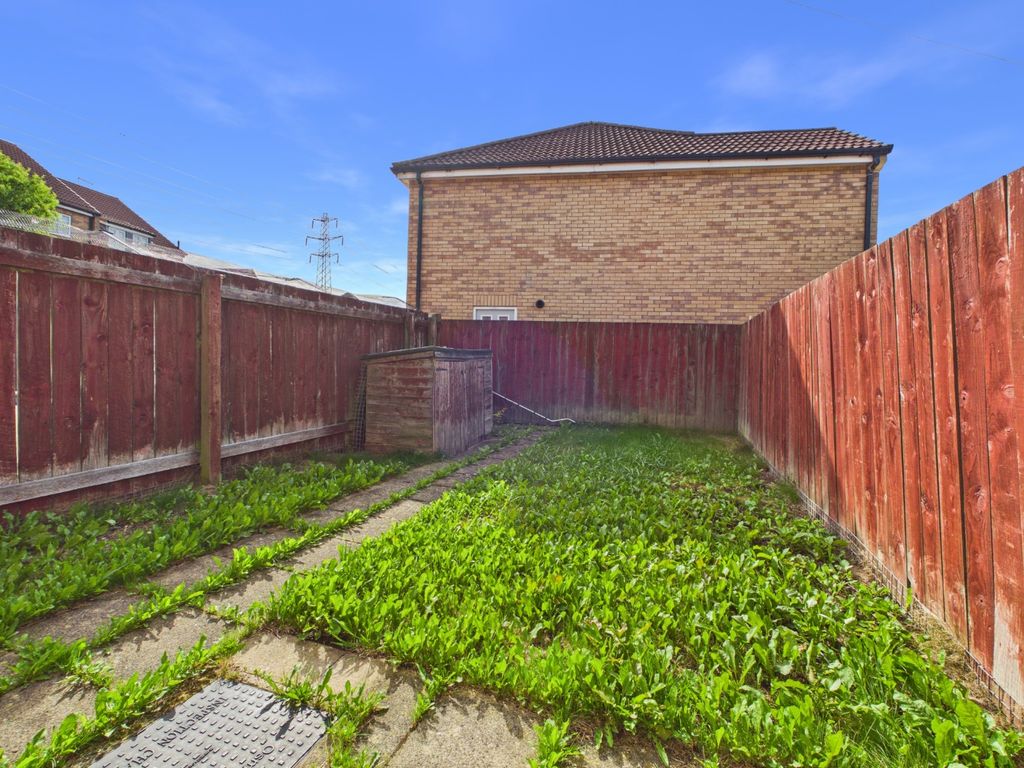 Property photo 2 of 12 5389515