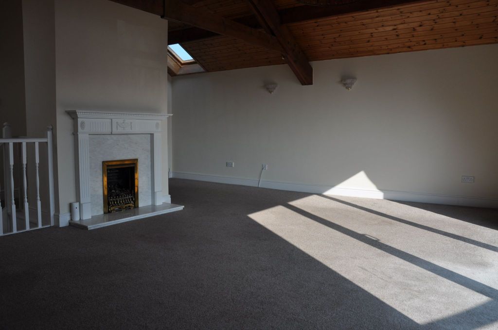 Property photo 2 of 15 Photograph 2