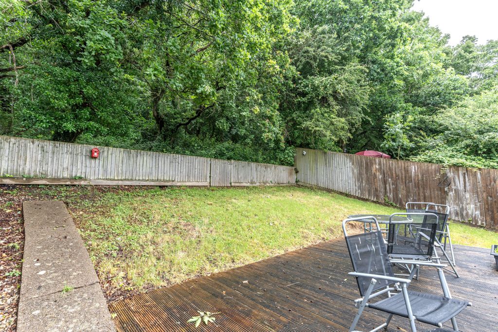 Property photo 2 of 17 Photo 2