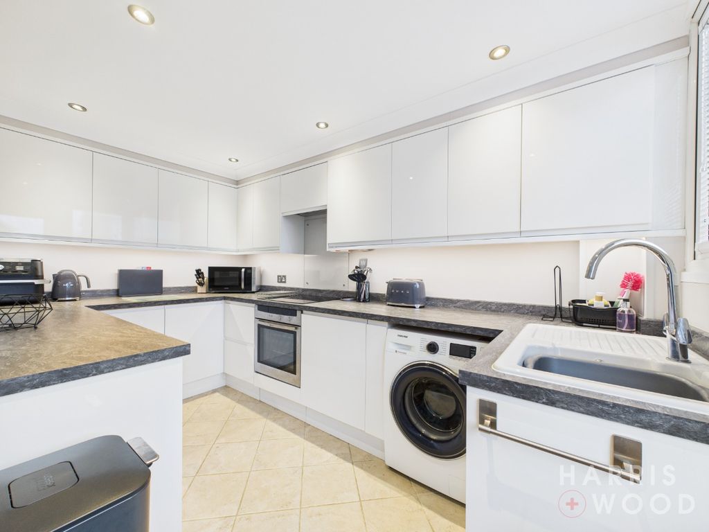 Property photo 2 of 20 4615712