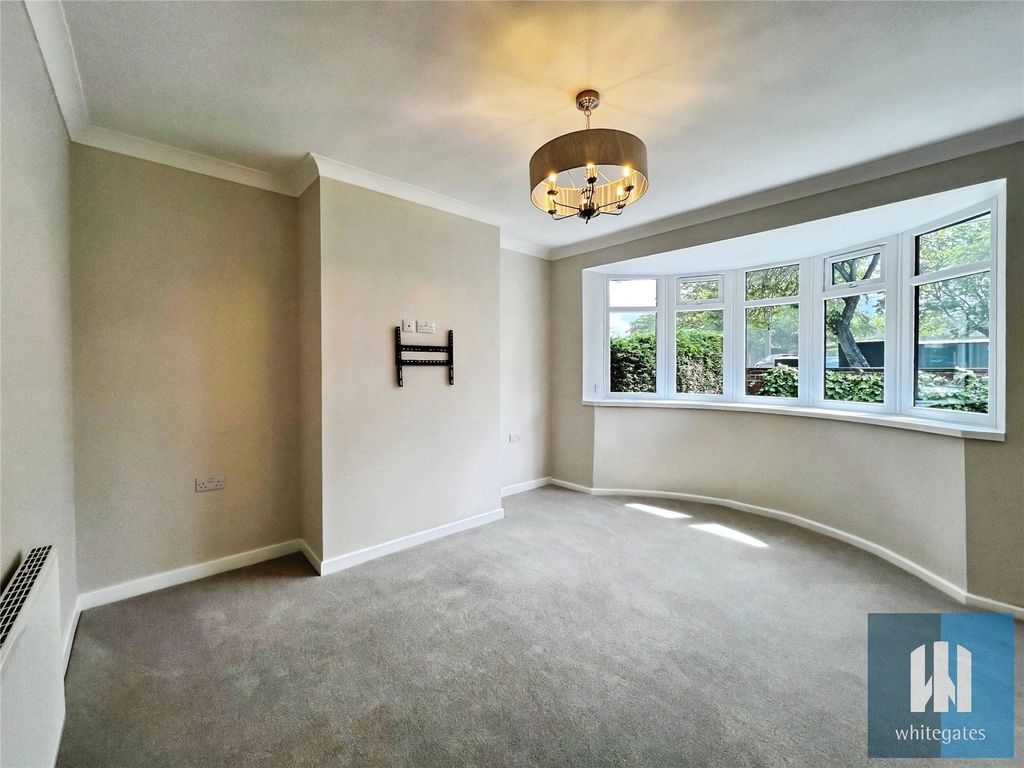 Property photo 2 of 21 Picture No. 03