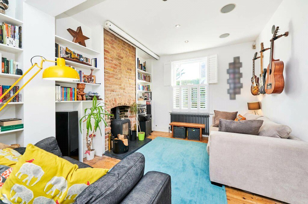 Property photo 2 of 22 Picture No. 17