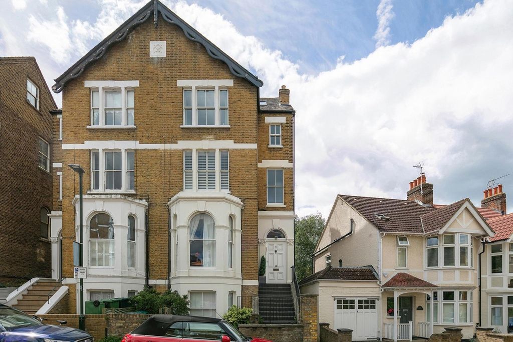 Property photo 1 of 8 4547720