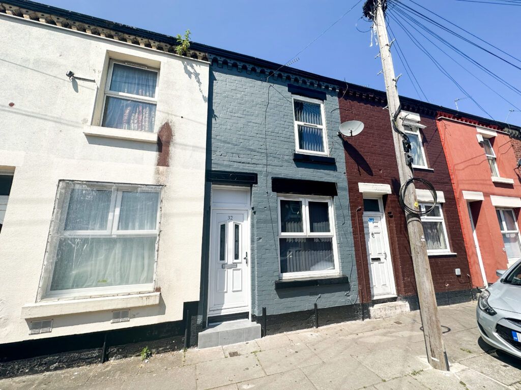 Property photo 1 of 11