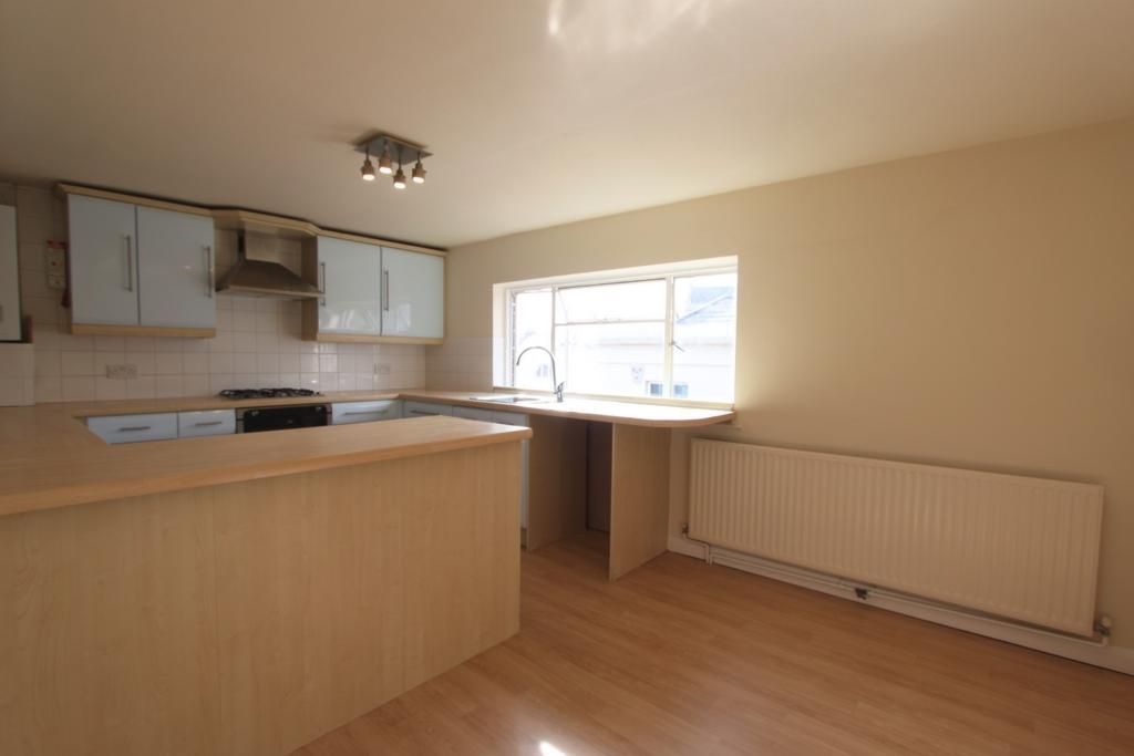 Property photo 3 of 9 Photo 11