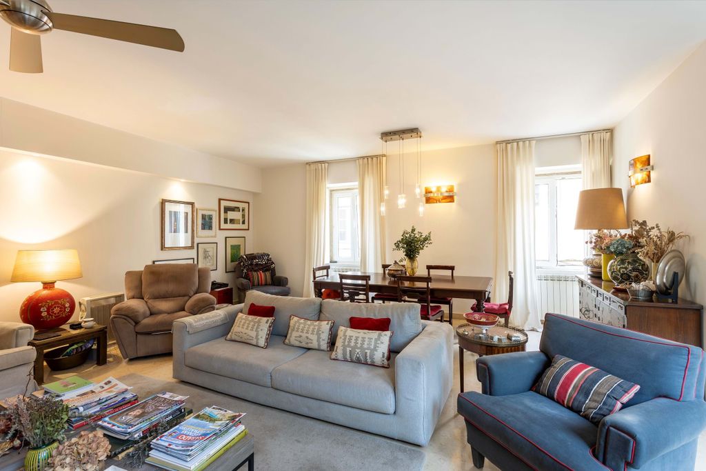 Property photo 3 of 38