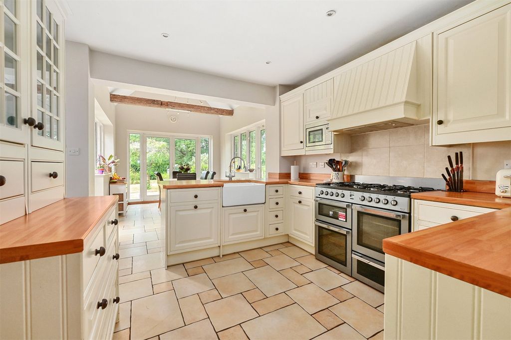 Property photo 2 of 18 Picture No. 09