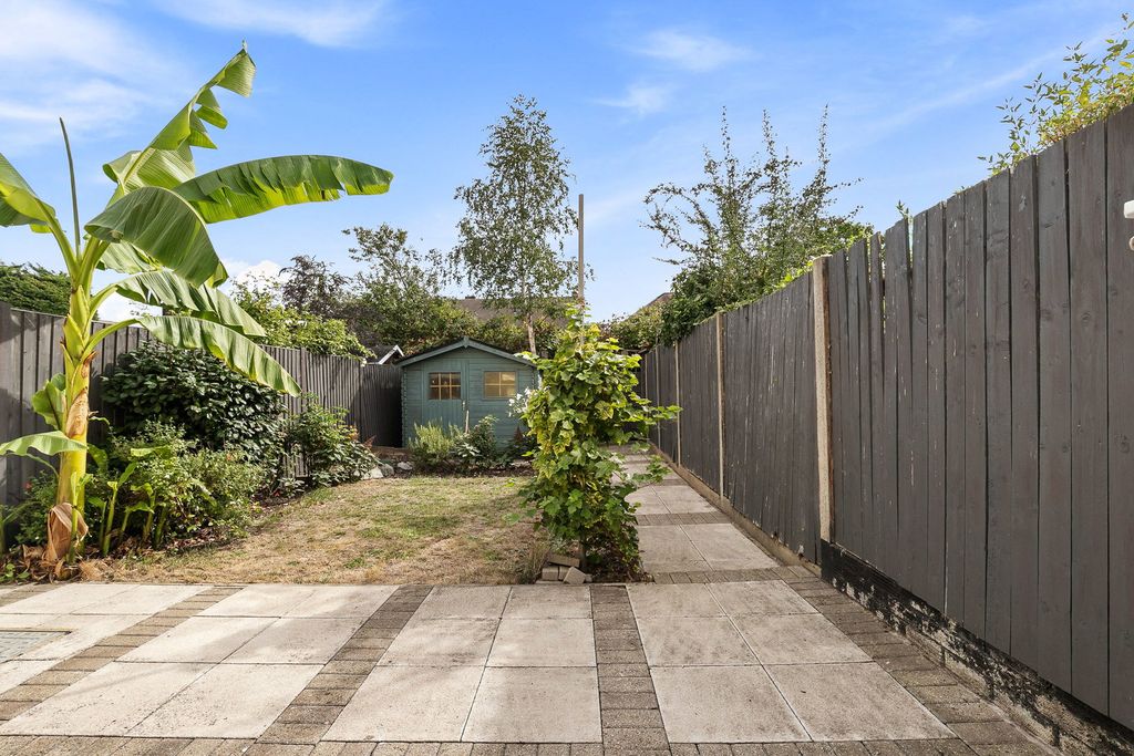 Property photo 2 of 14