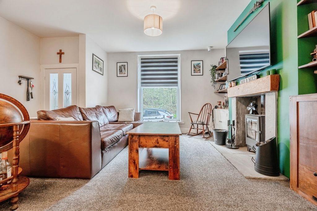 Property photo 2 of 23 Pbox-Img.Jpg