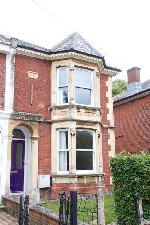 Property photo 2 of 8