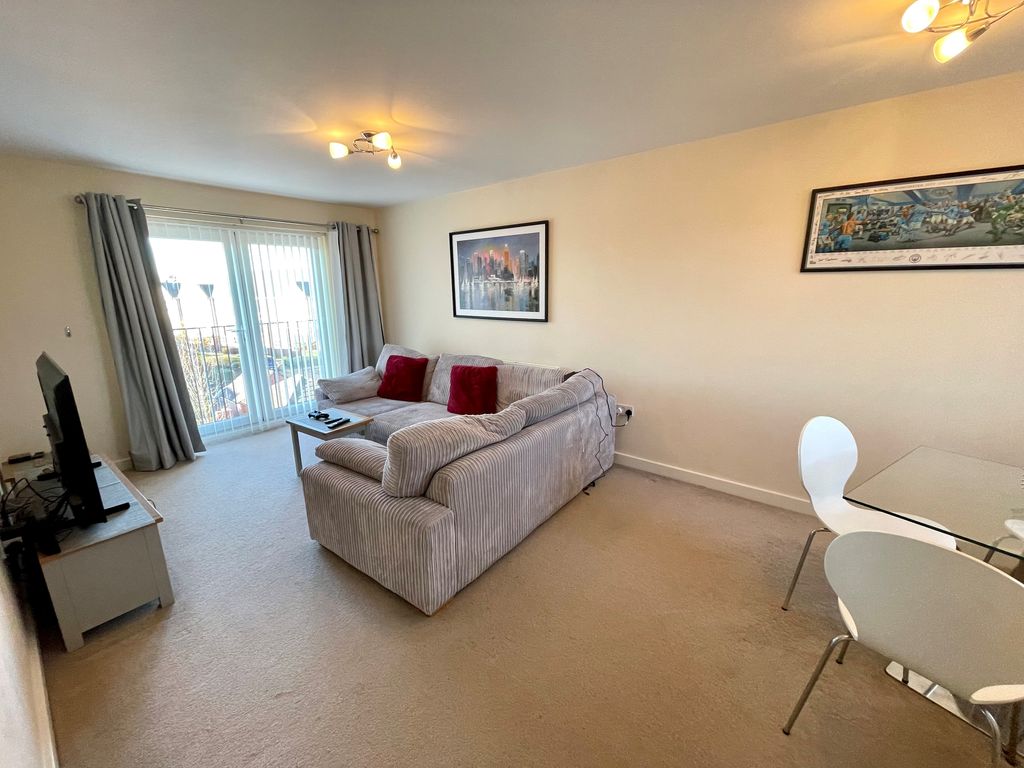 Property photo 3 of 9