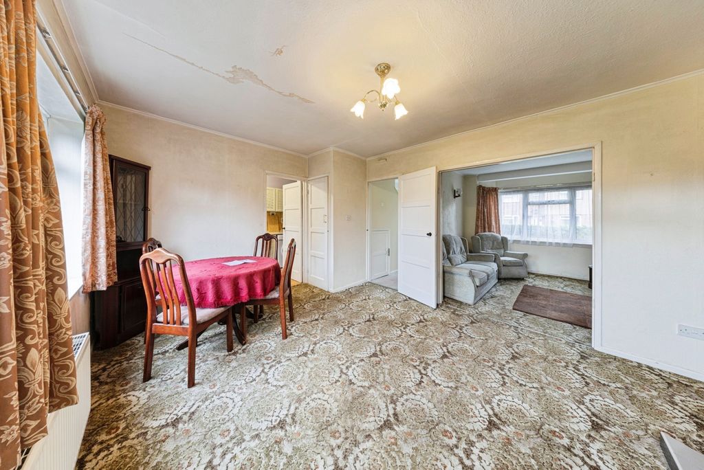 Property photo 2 of 20 Pbox-Img.Jpg