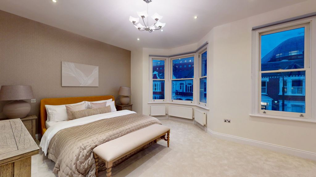 Property photo 3 of 25