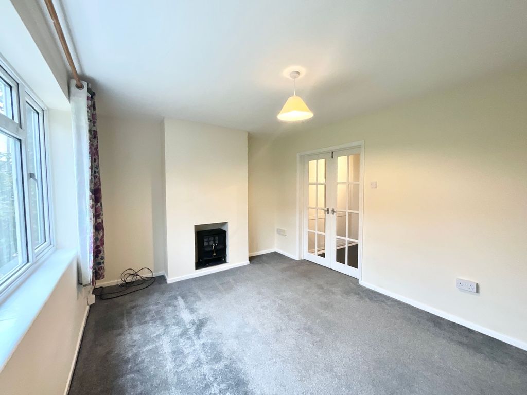 Property photo 2 of 29