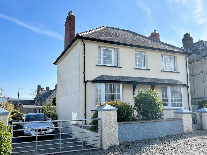 Property photo 2 of 24