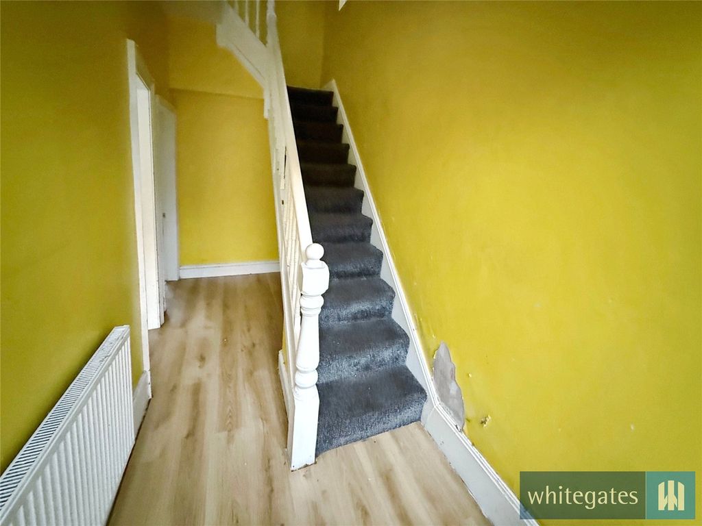 Property photo 3 of 19 Picture No. 10