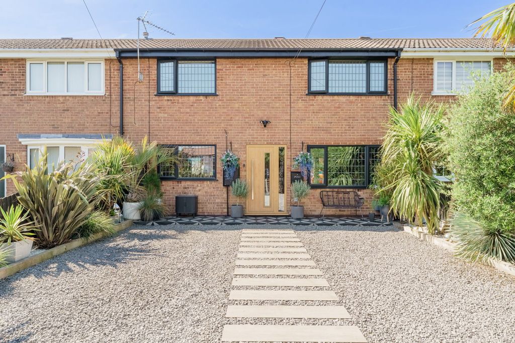 Property photo 1 of 23