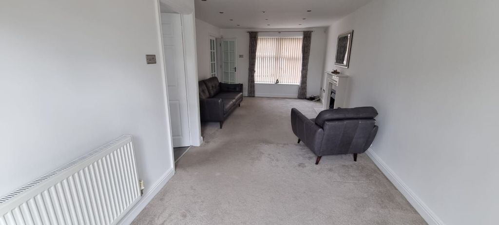 Property photo 3 of 22 Photograph 3