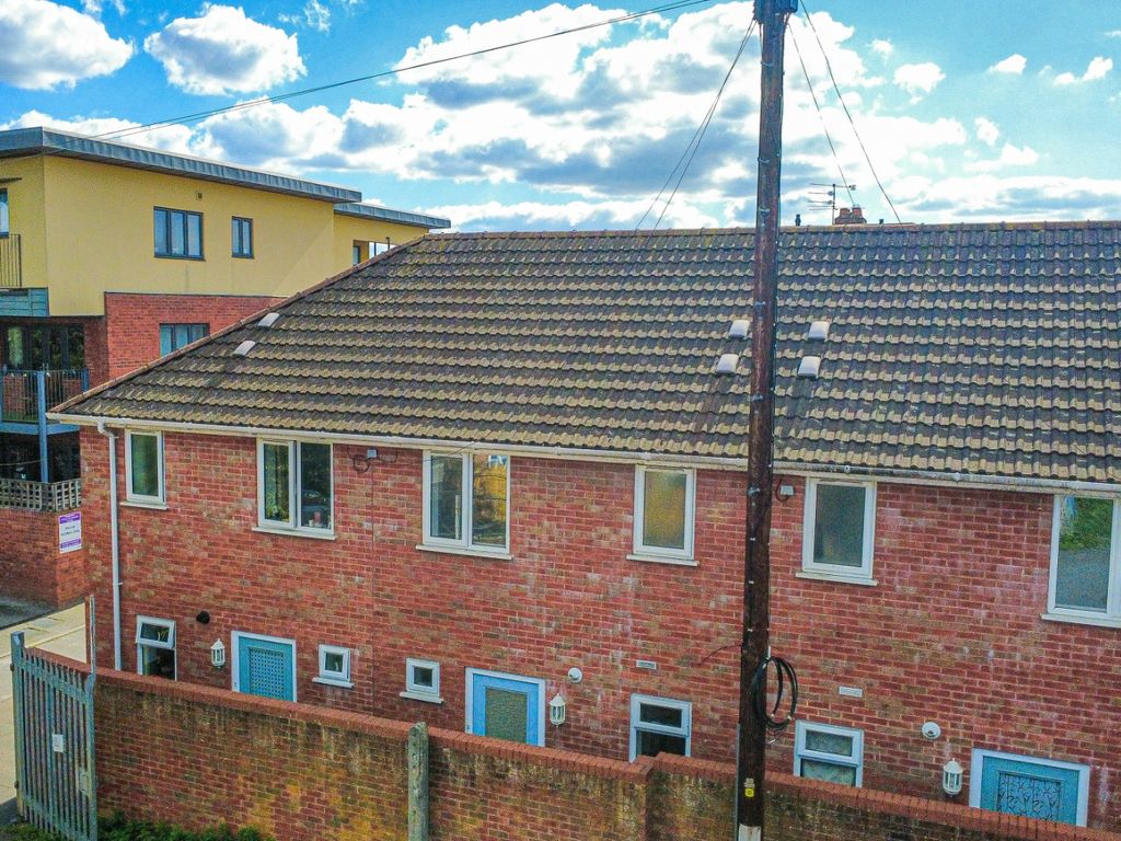 Property photo 1 of 16 4513352