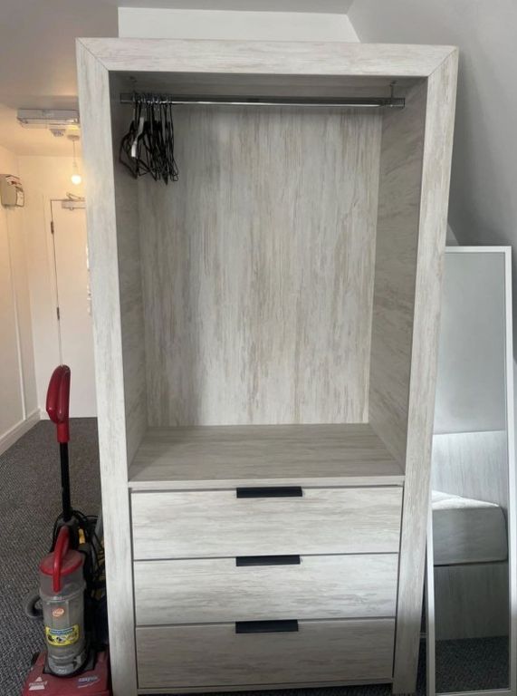 Property photo 3 of 16 9507254.Png