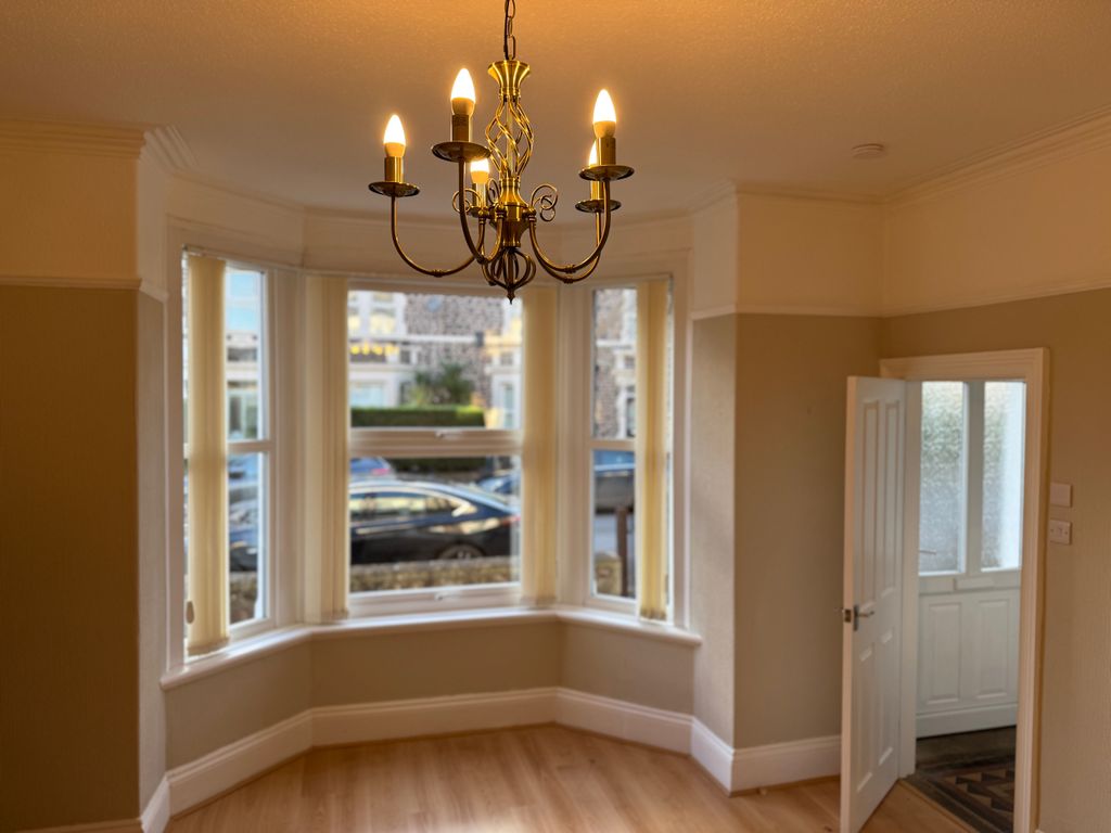 Property photo 3 of 20 Image