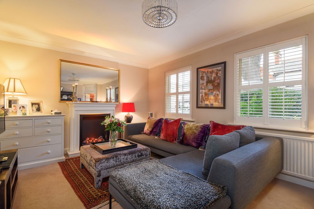 Property photo 3 of 20