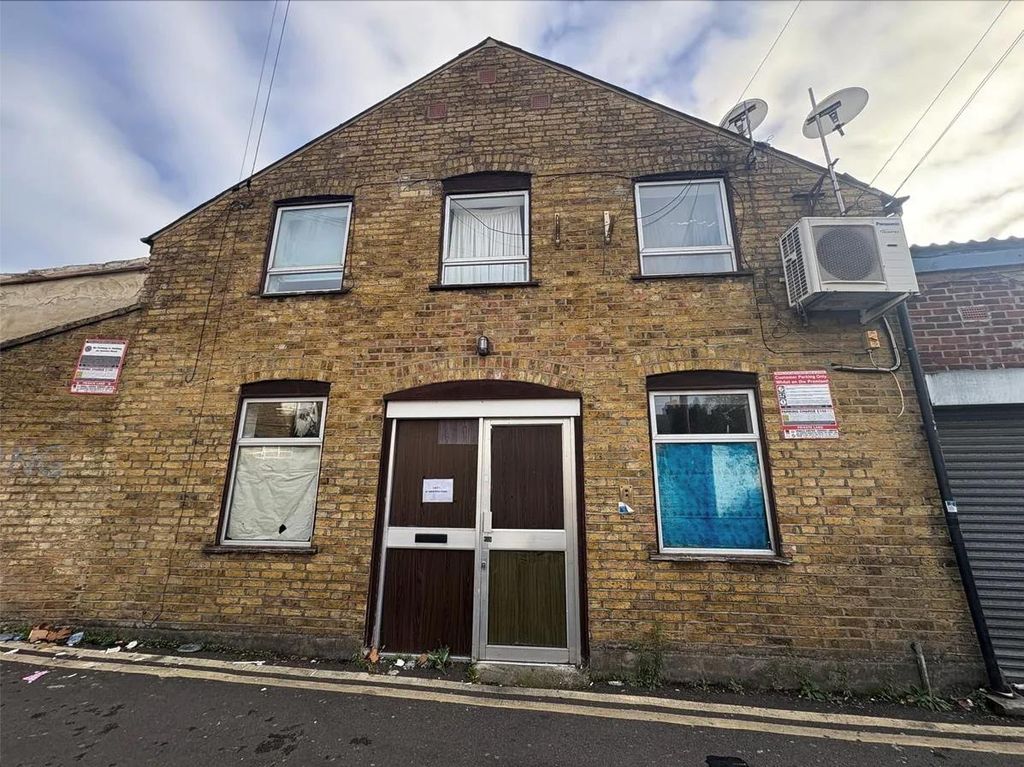 Property photo 2 of 15 Screenshot 2025-11-26 At 11.52.00?Am.Png