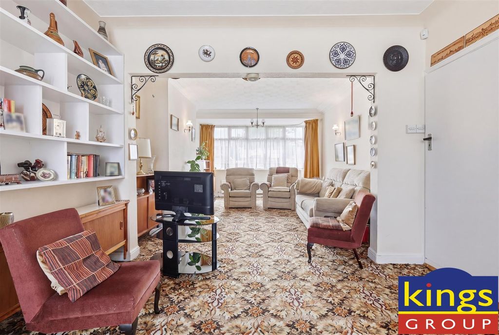 Property photo 2 of 15