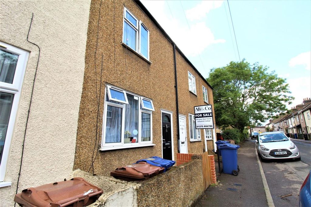 Property photo 3 of 12