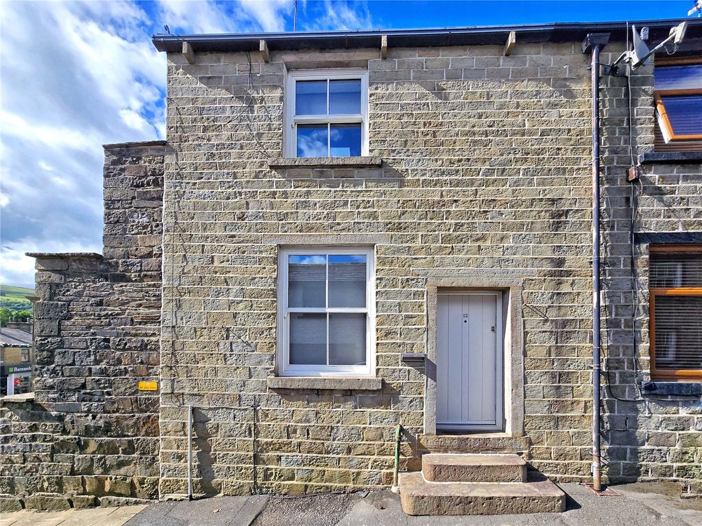 Property photo 1 of 21 Period End Cottage