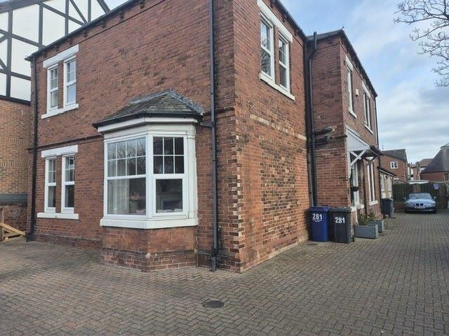 Property photo 1 of 6 Front (Exterior)