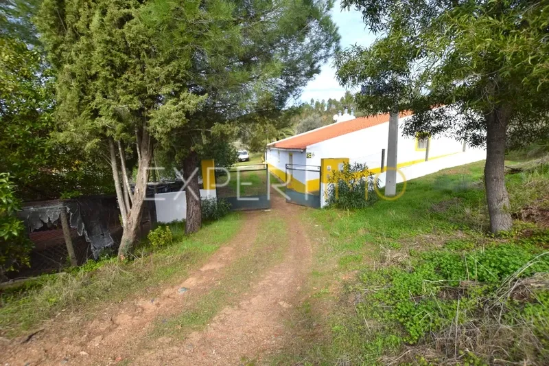 Property photo 3 of 32 Img 2