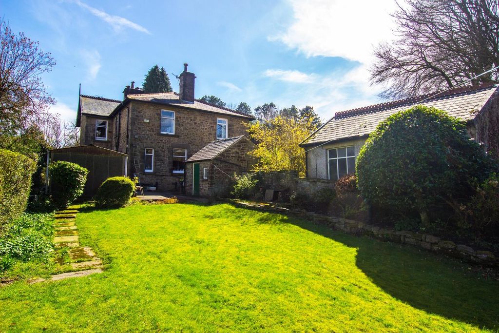 Property photo 3 of 21