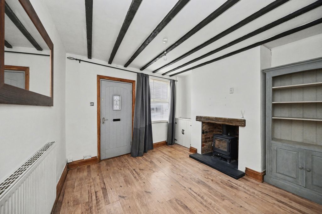 Property photo 3 of 16